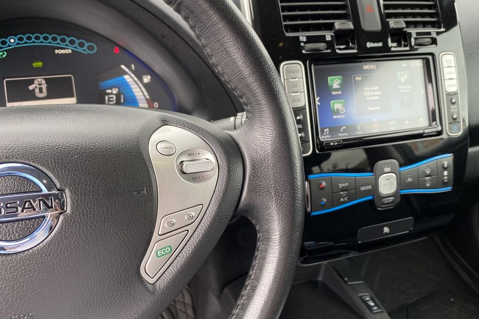 Продам Nissan Leaf 30квт 2017 года в Луцке