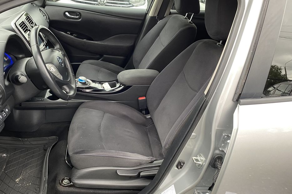 Продам Nissan Leaf 30квт 2017 года в Луцке