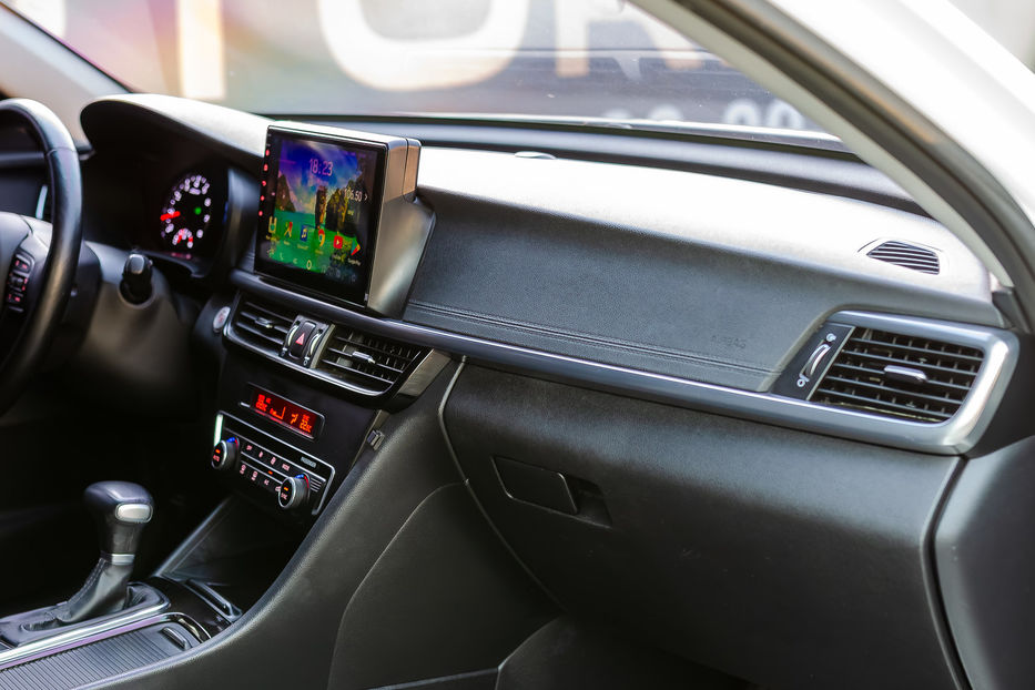 Продам Kia Optima K5 LPi 2016 года в Киеве
