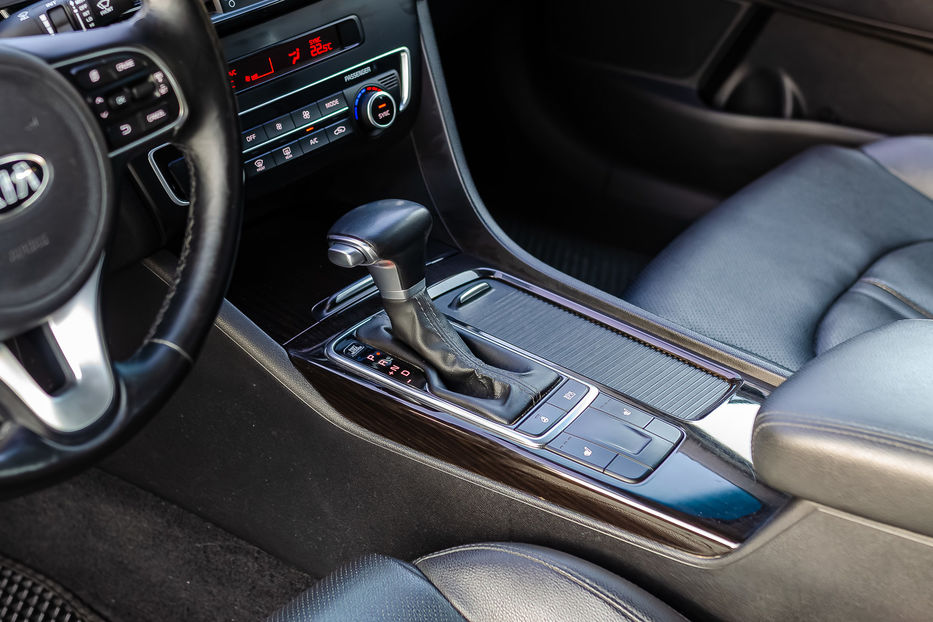 Продам Kia Optima K5 LPi 2016 года в Киеве