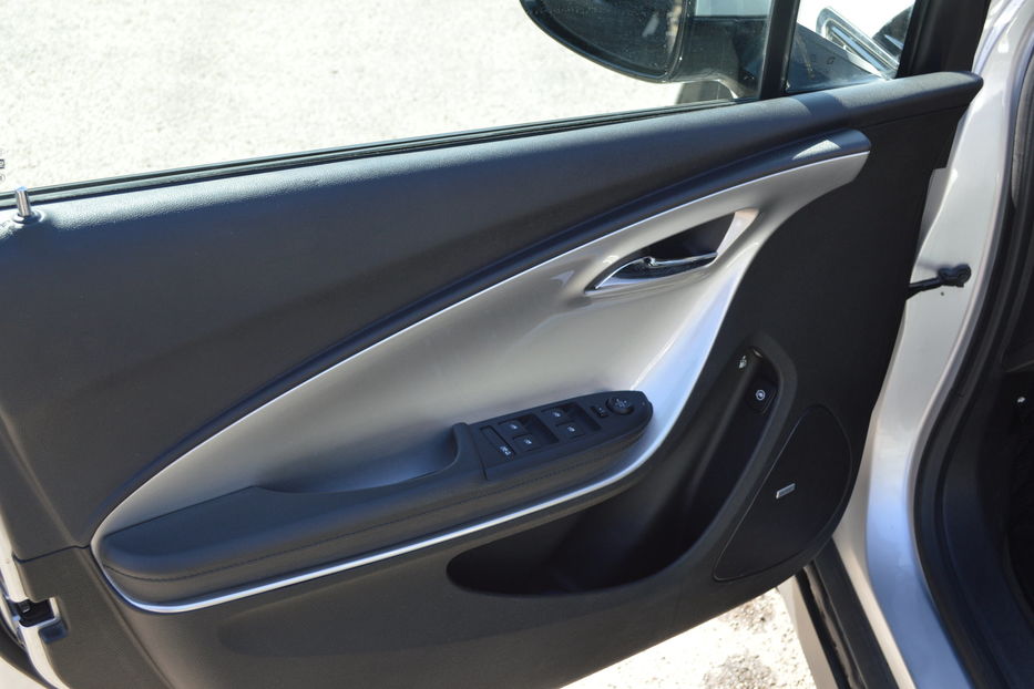 Продам Chevrolet Volt 2012 года в Одессе