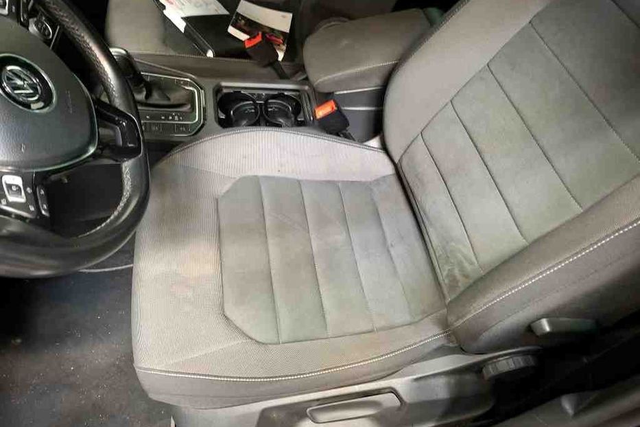 Продам Volkswagen Golf  Sportsvan Piдна фарба v4864 2020 года в Луцке