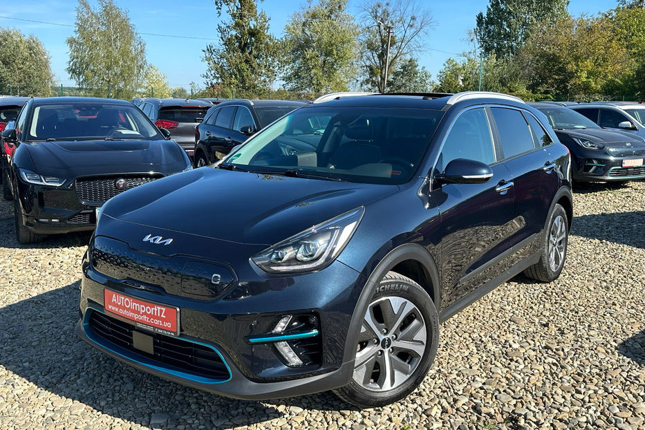 Продам Kia Niro 64 кВт Макс. комплектація Люк  2022 года в Львове