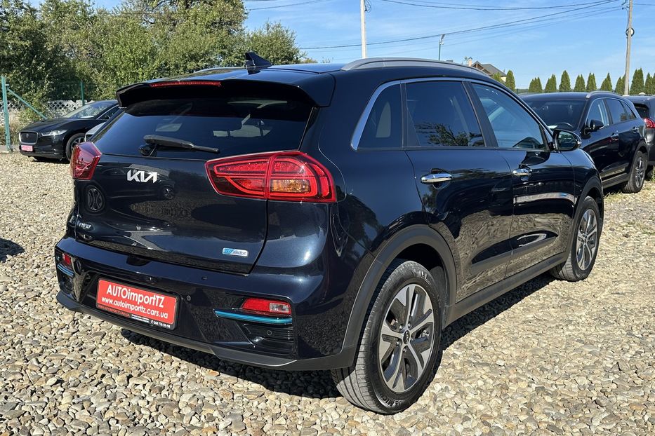 Продам Kia Niro 64 кВт Макс. комплектація Люк  2022 года в Львове