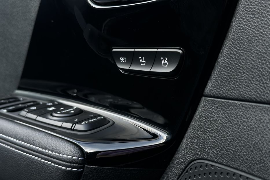 Продам Kia Niro 64 кВт Макс. комплектація Люк  2022 года в Львове