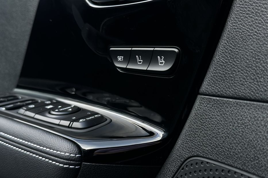 Продам Kia Niro 64 кВт Макс. комплектація Люк  2022 года в Львове