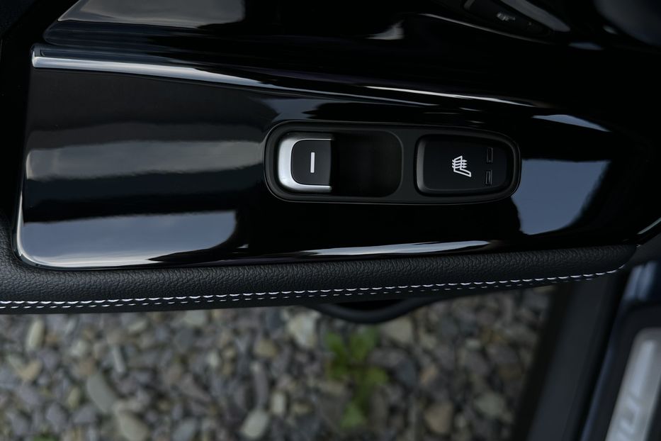 Продам Kia Niro 64 кВт Макс. комплектація Люк  2022 года в Львове