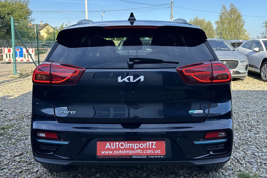 Продам Kia Niro 64 кВт Макс. комплектація Люк  2022 года в Львове
