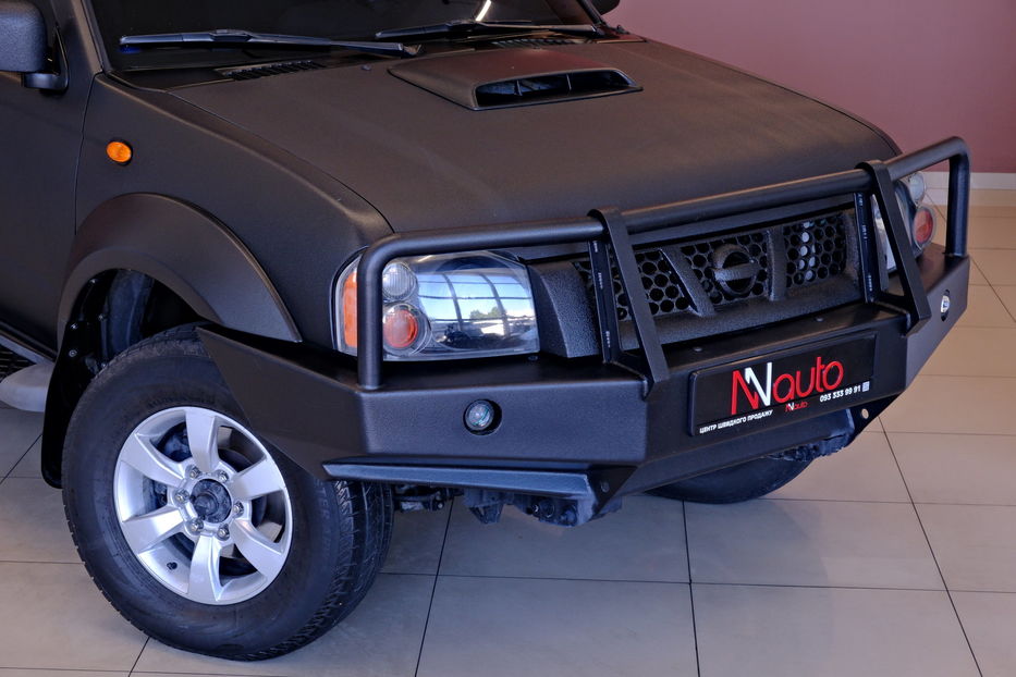 Продам Nissan Navara 2013 года в Одессе