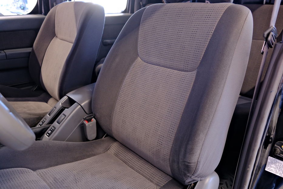 Продам Nissan Navara 2013 года в Одессе