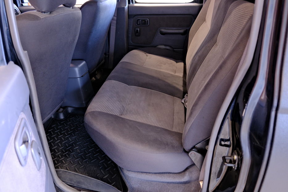 Продам Nissan Navara 2013 года в Одессе