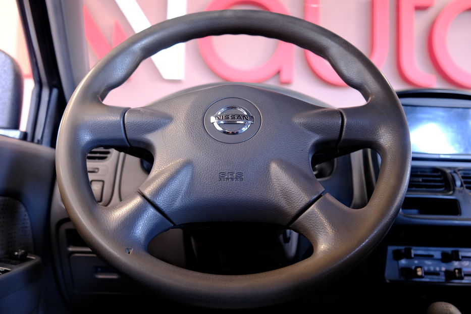 Продам Nissan Navara 2013 года в Одессе