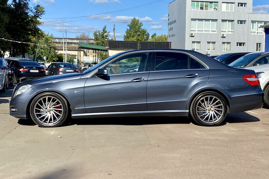 Продам Mercedes-Benz E-Class 2011 года в Киеве