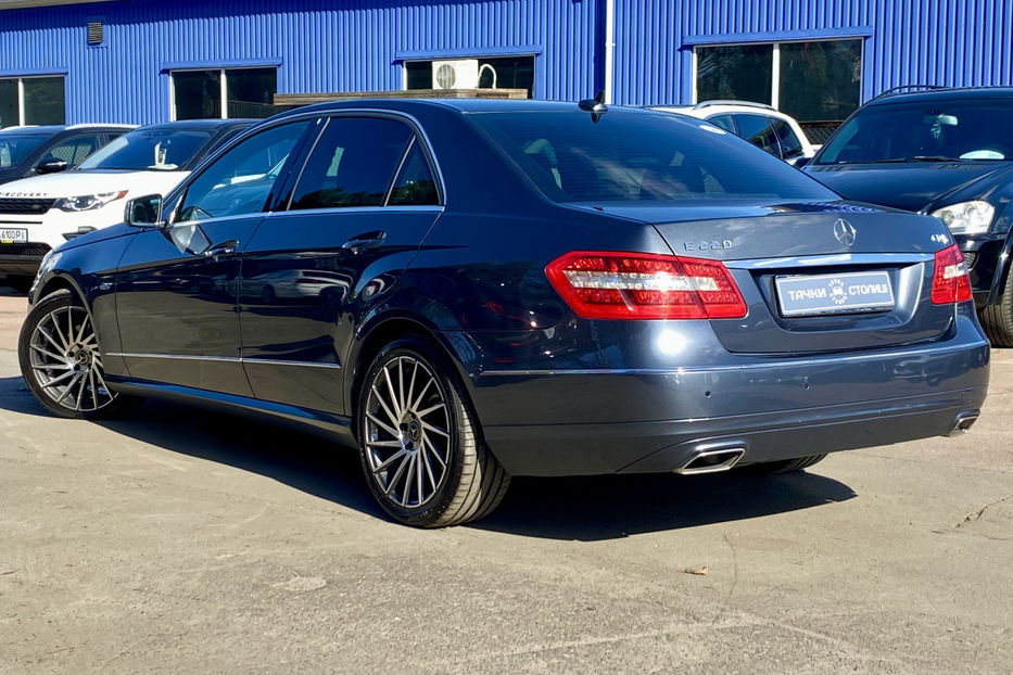 Продам Mercedes-Benz E-Class 2011 года в Киеве