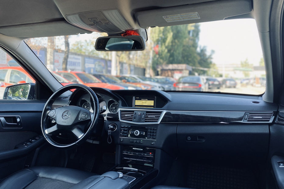 Продам Mercedes-Benz E-Class 2011 года в Киеве