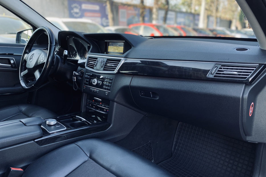 Продам Mercedes-Benz E-Class 2011 года в Киеве