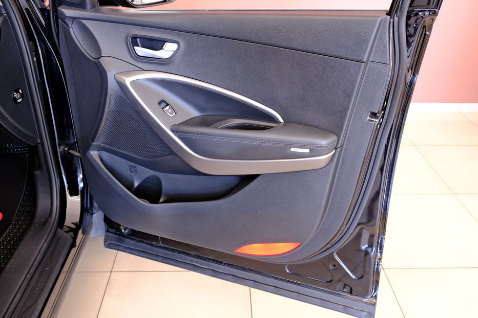 Продам Hyundai Santa FE 2014 года в Одессе