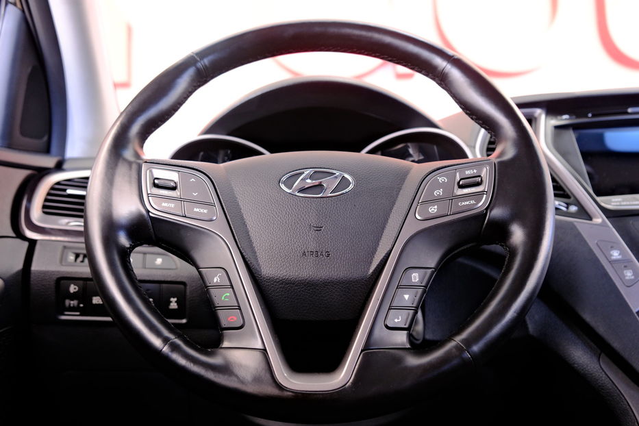 Продам Hyundai Santa FE 2014 года в Одессе