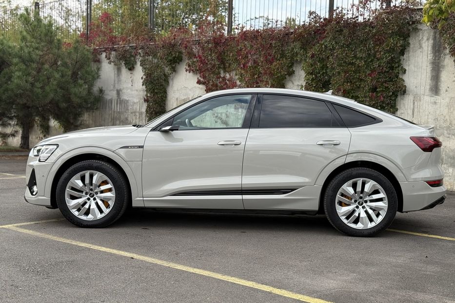 Продам Audi E-Tron 55 авто в Рівному 95kwh  2021 года в Ровно
