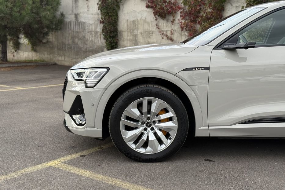Продам Audi E-Tron 55 авто в Рівному 95kwh  2021 года в Ровно