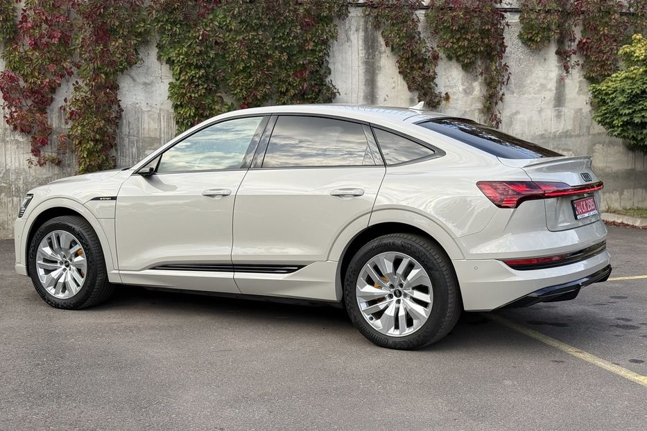 Продам Audi E-Tron 55 авто в Рівному 95kwh  2021 года в Ровно