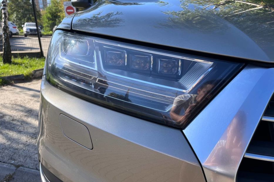 Продам Audi Q7 2017 года в Черновцах