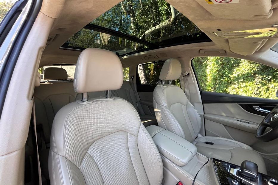 Продам Audi Q7 2017 года в Черновцах
