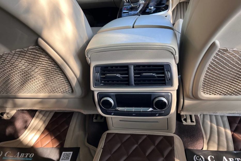 Продам Audi Q7 2017 года в Черновцах