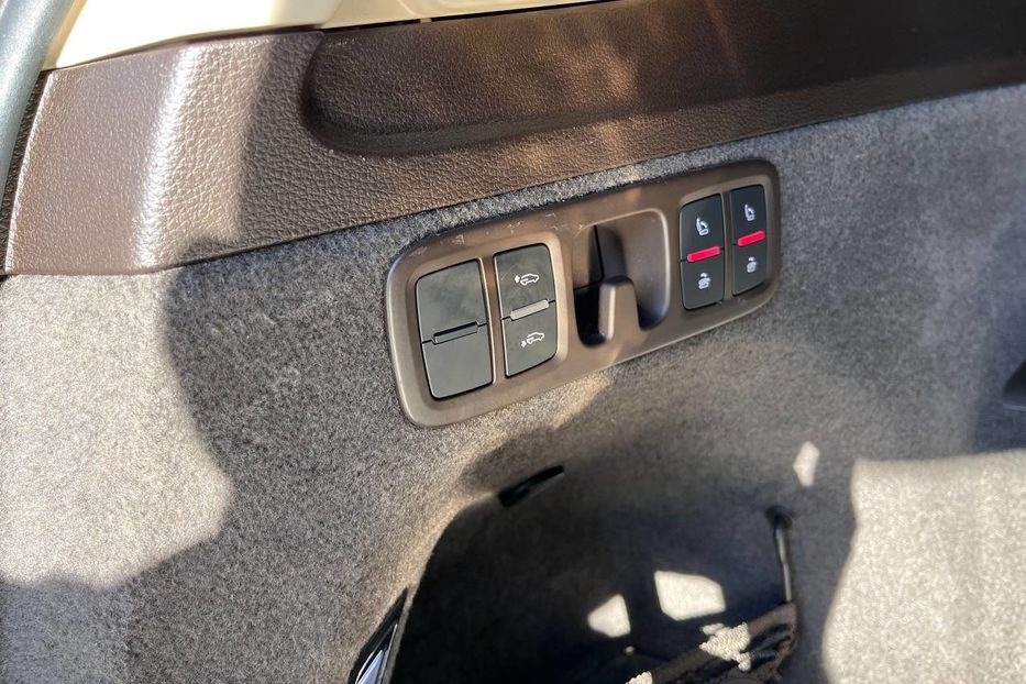Продам Audi Q7 2017 года в Черновцах