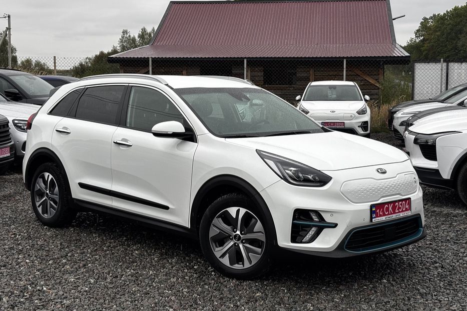 Продам Kia Niro Prestige 64 кВт авто у Львові 2020 года в Львове