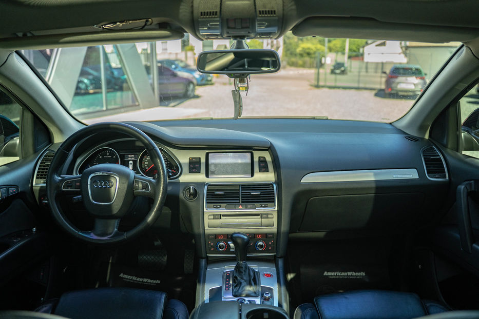 Продам Audi Q7 2010 года в Черновцах