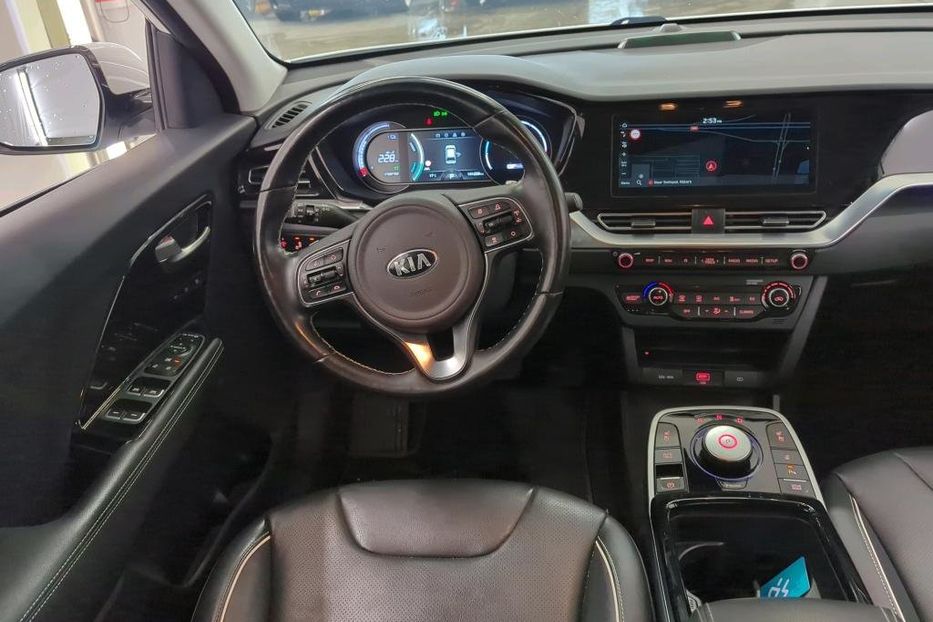 Продам Kia Niro 64квт авто в дорозі   2020 года в Львове