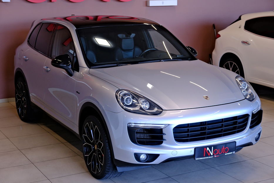 Продам Porsche Cayenne 2015 года в Одессе