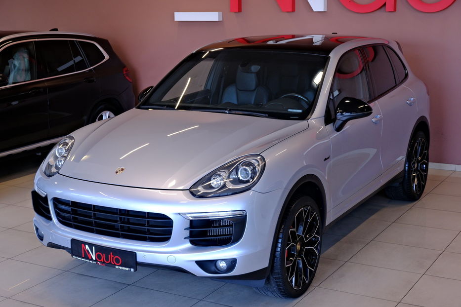 Продам Porsche Cayenne 2015 года в Одессе