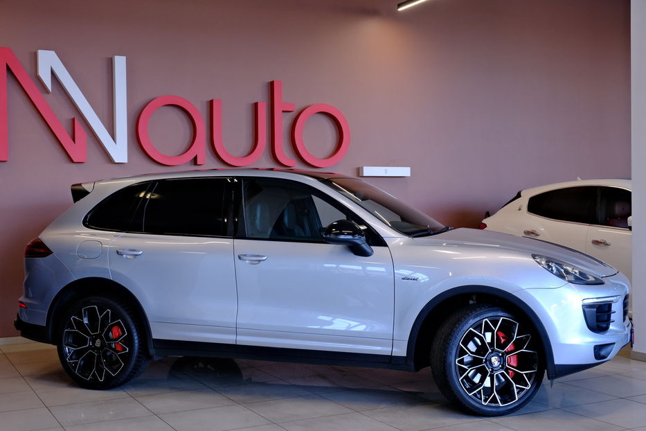 Продам Porsche Cayenne 2015 года в Одессе