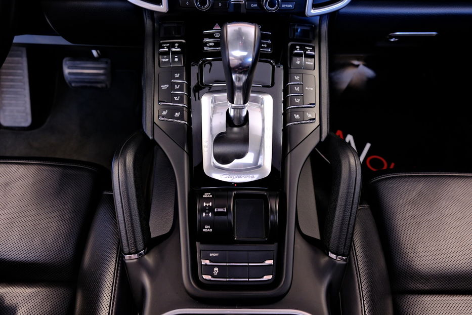 Продам Porsche Cayenne 2015 года в Одессе