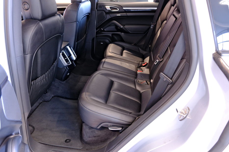 Продам Porsche Cayenne 2015 года в Одессе