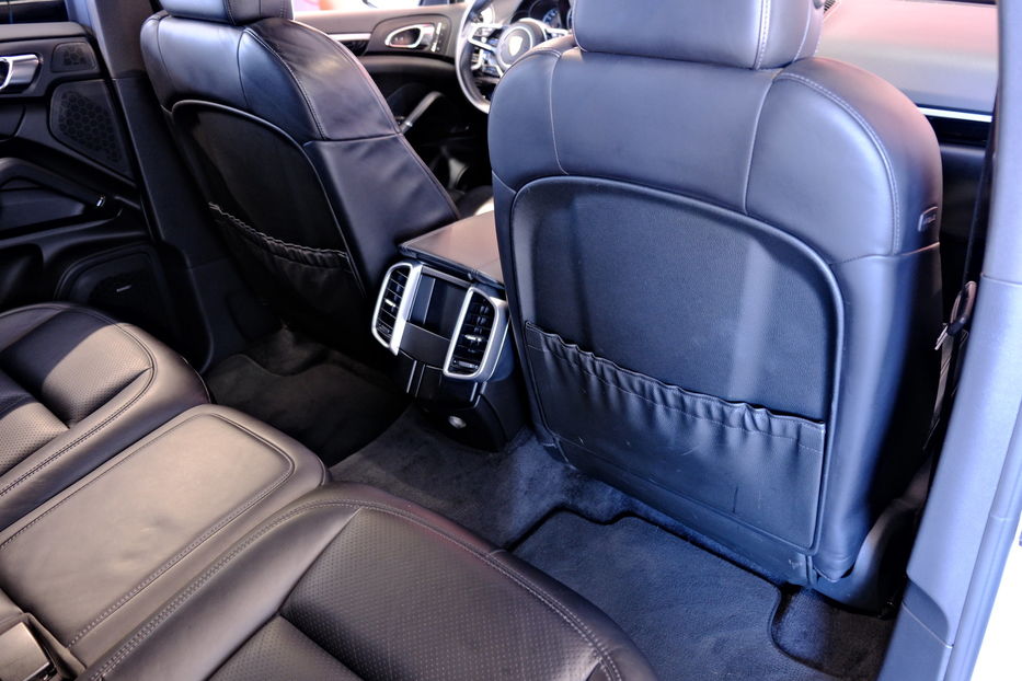 Продам Porsche Cayenne 2015 года в Одессе
