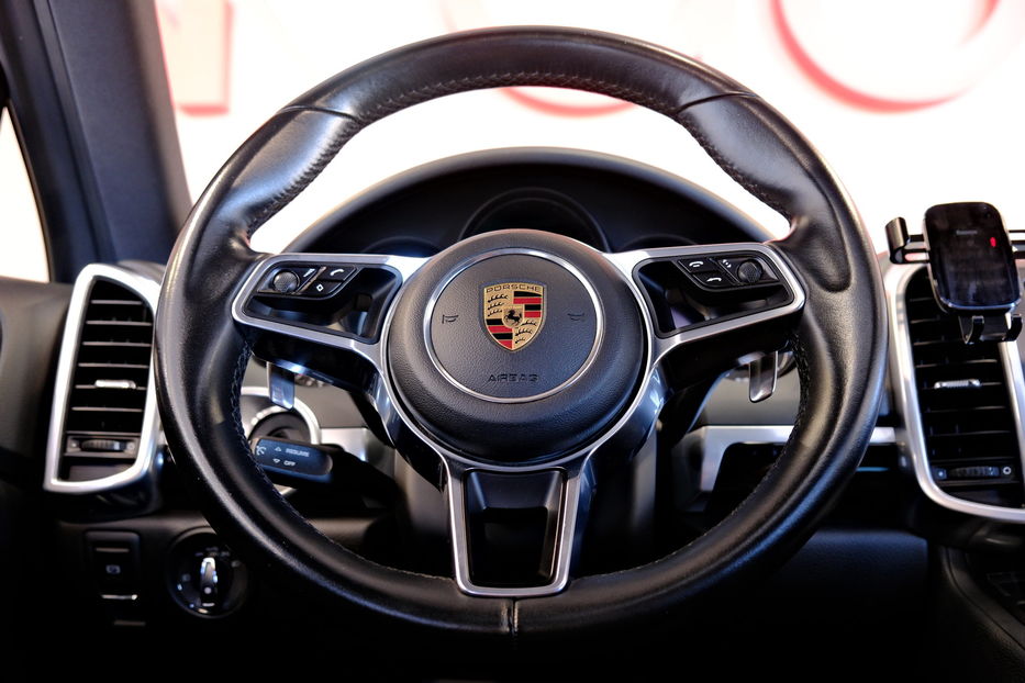 Продам Porsche Cayenne 2015 года в Одессе