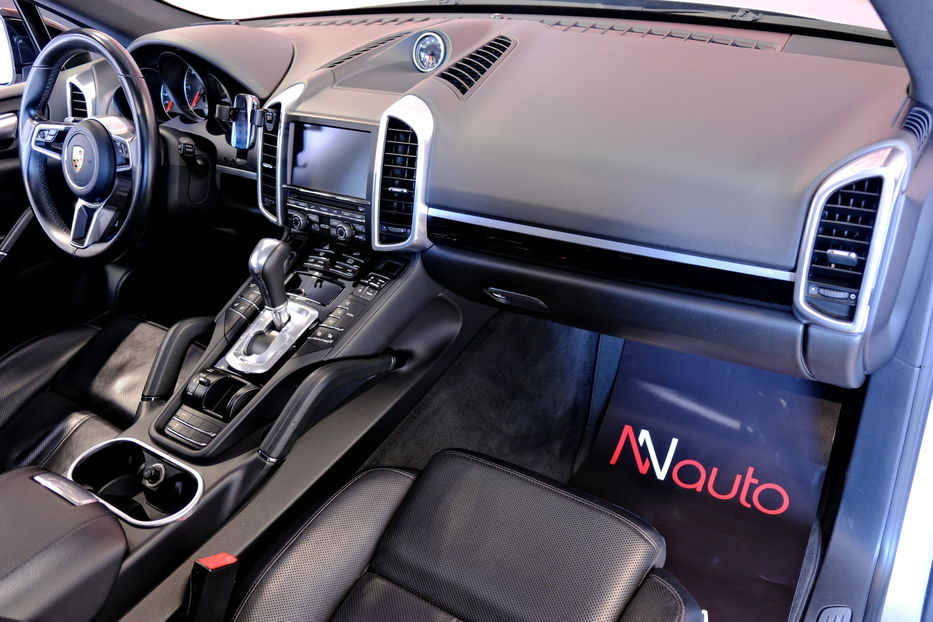 Продам Porsche Cayenne 2015 года в Одессе