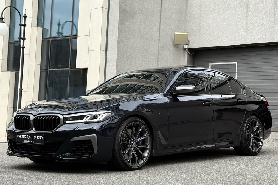 Продам BMW 550 xDrive 2018 года в Киеве