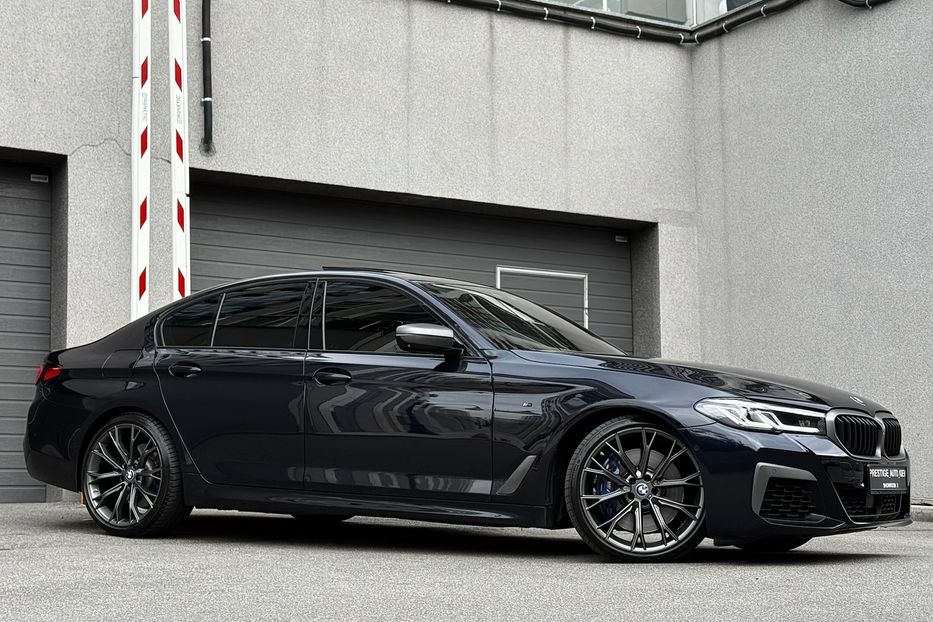 Продам BMW 550 xDrive 2018 года в Киеве