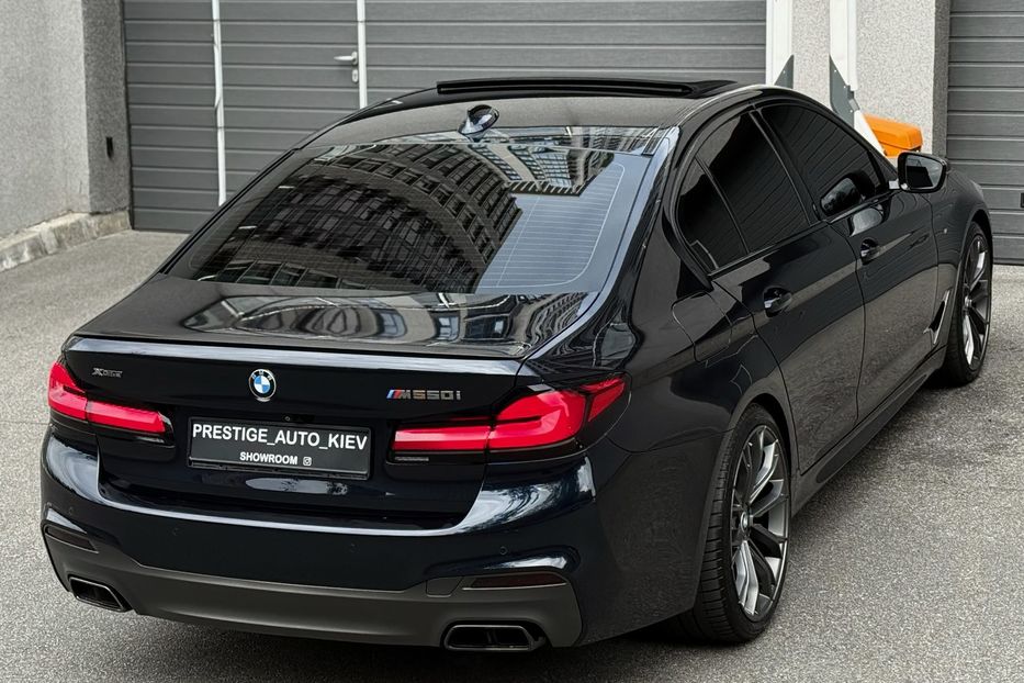 Продам BMW 550 xDrive 2018 года в Киеве