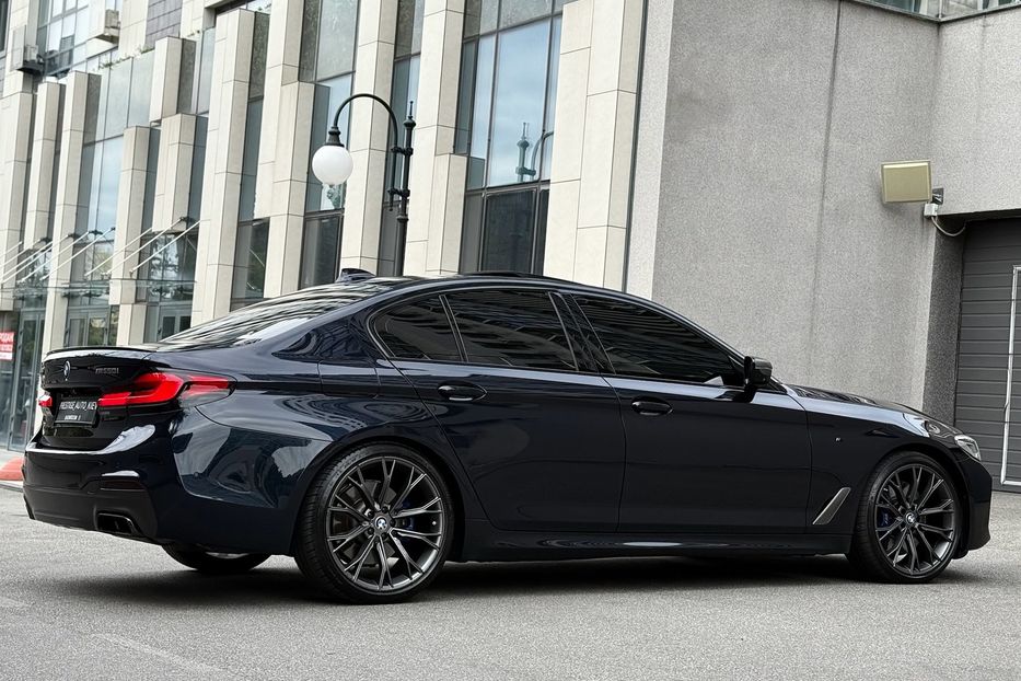 Продам BMW 550 xDrive 2018 года в Киеве