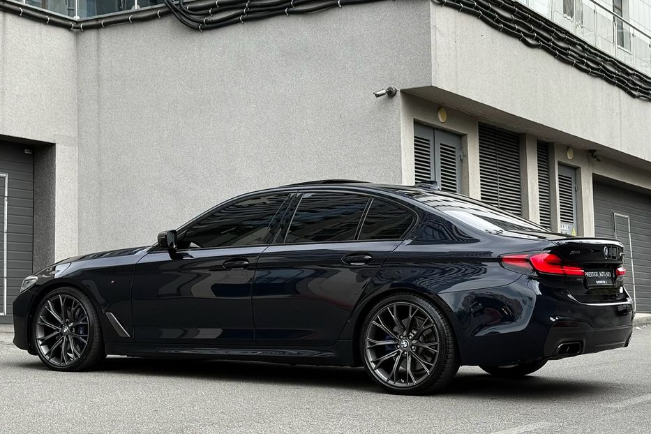 Продам BMW 550 xDrive 2018 года в Киеве