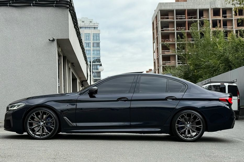 Продам BMW 550 xDrive 2018 года в Киеве