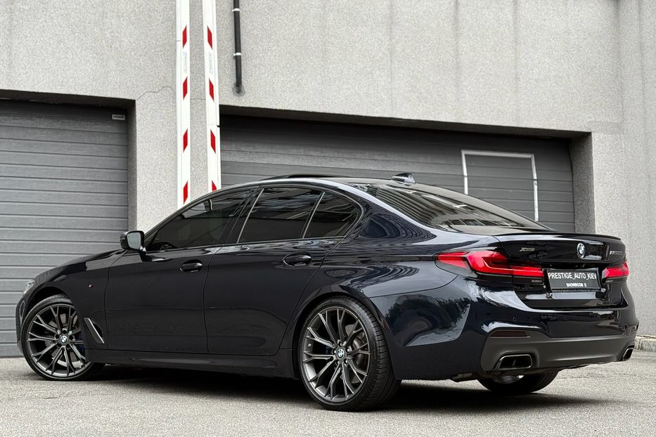 Продам BMW 550 xDrive 2018 года в Киеве