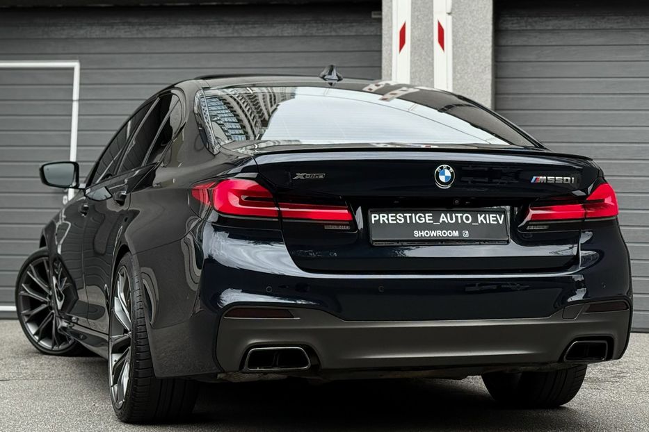 Продам BMW 550 xDrive 2018 года в Киеве