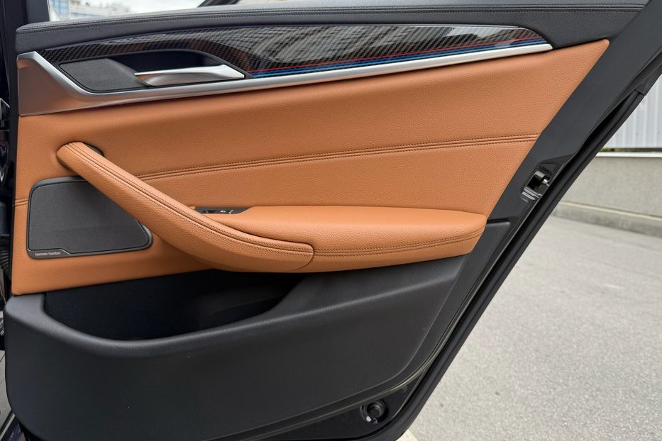 Продам BMW 550 xDrive 2018 года в Киеве