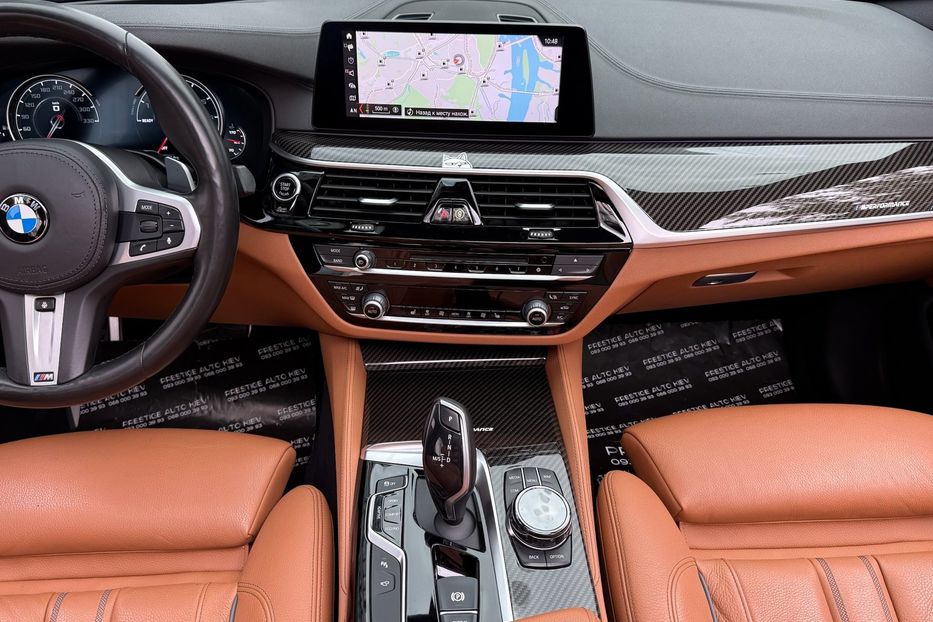 Продам BMW 550 xDrive 2018 года в Киеве
